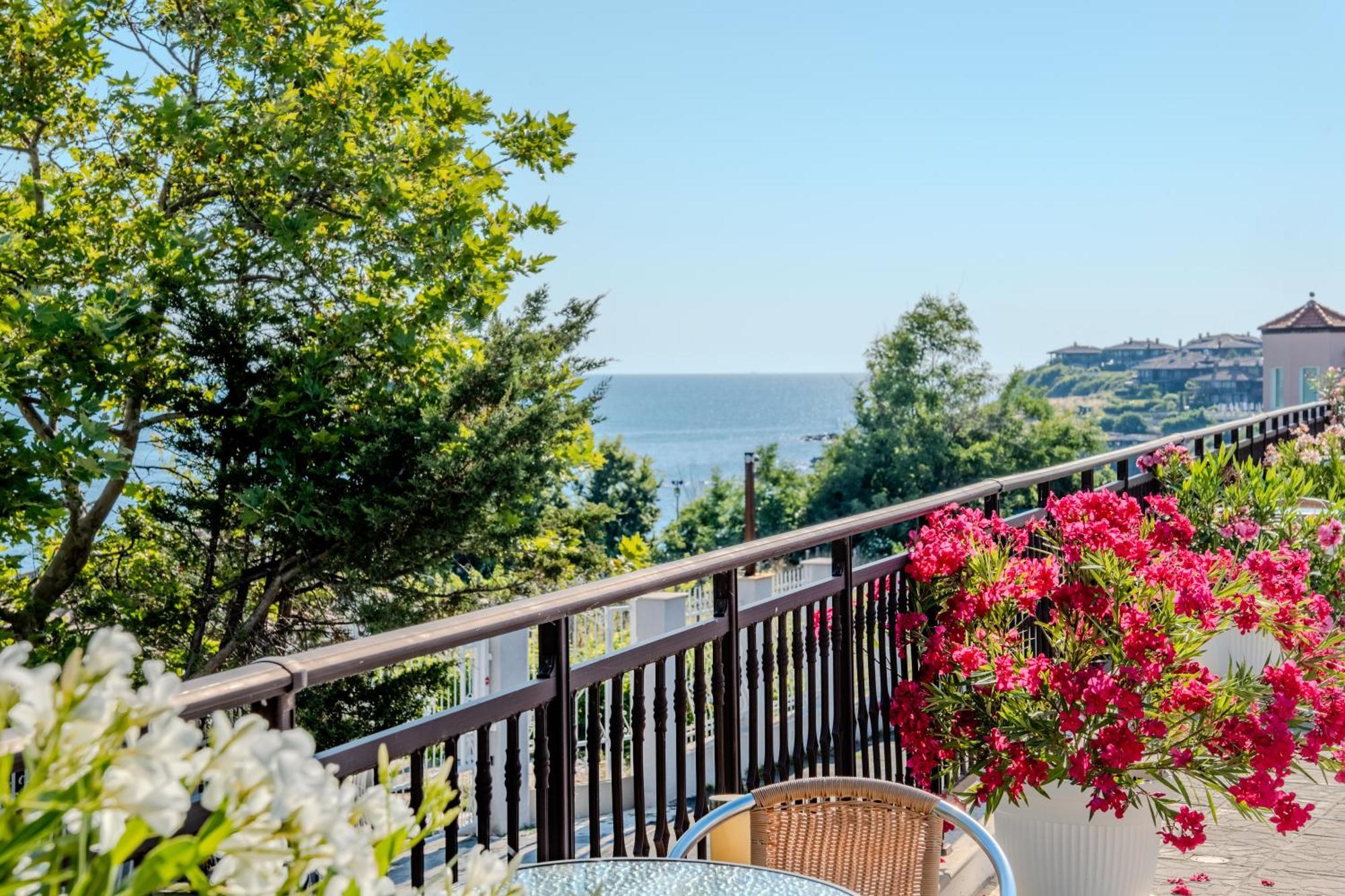 Apolon Complex Aparthotel Szozopol Kültér fotó
